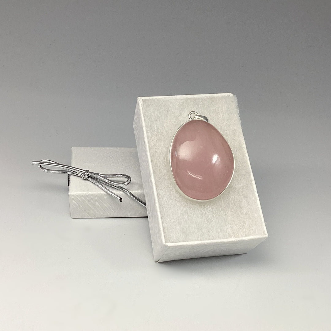 Rose Quartz Pendant - Rocks and Gems Canada
