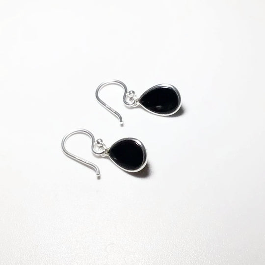 Black Onyx Dangle Earrings - Rocks and Gems Canada