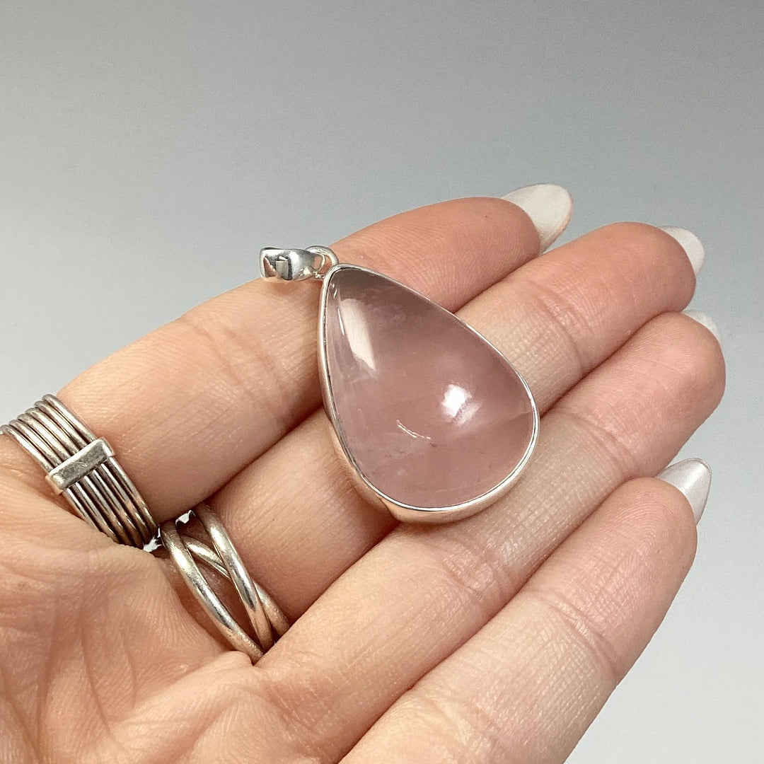 Rose Quartz Pendant - Rocks and Gems Canada