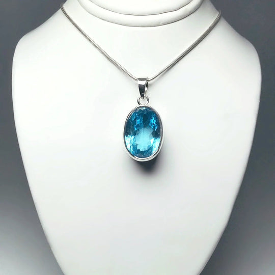 London Blue Topaz Pendant - Rocks and Gems Canada