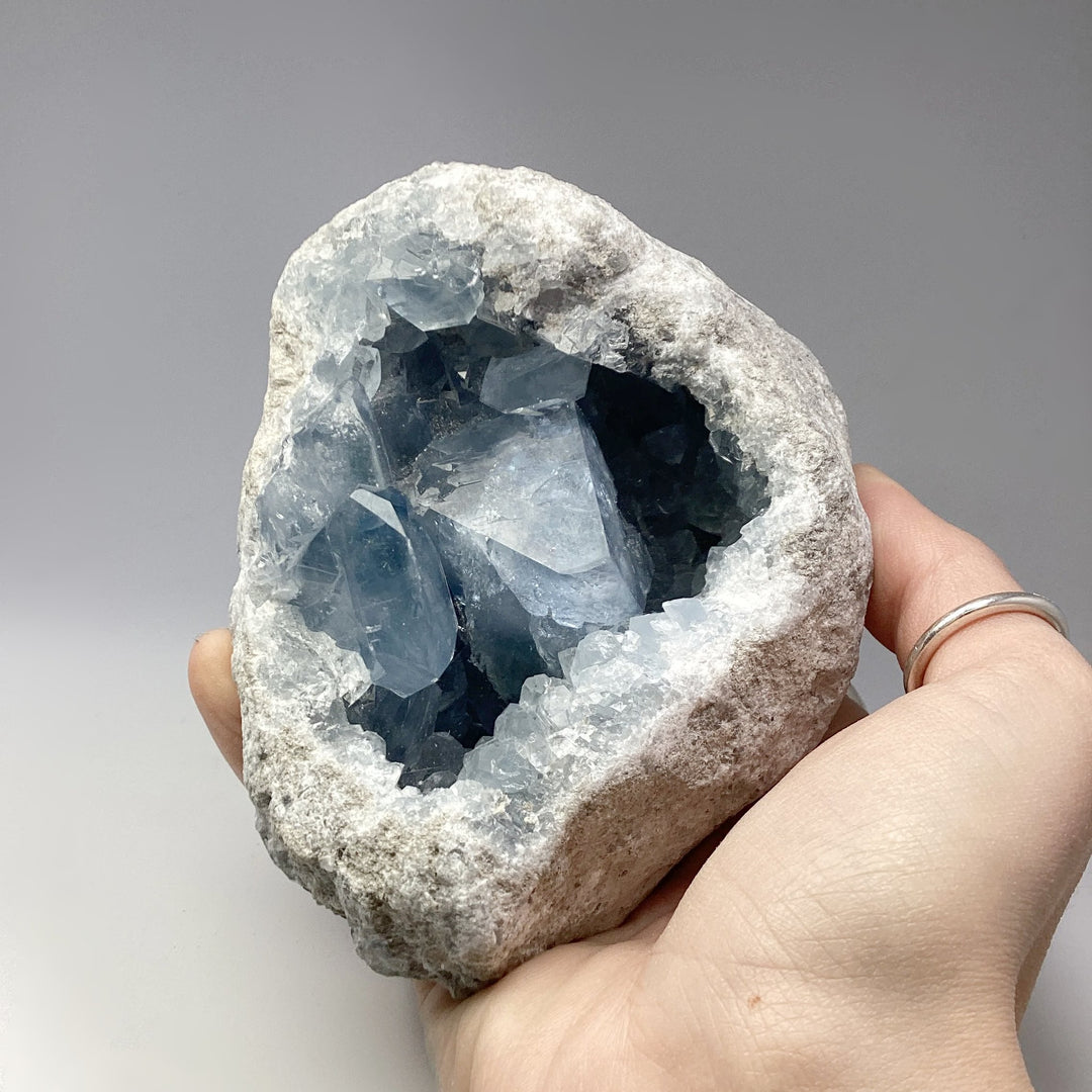 Celestite Geode - Rocks and Gems Canada