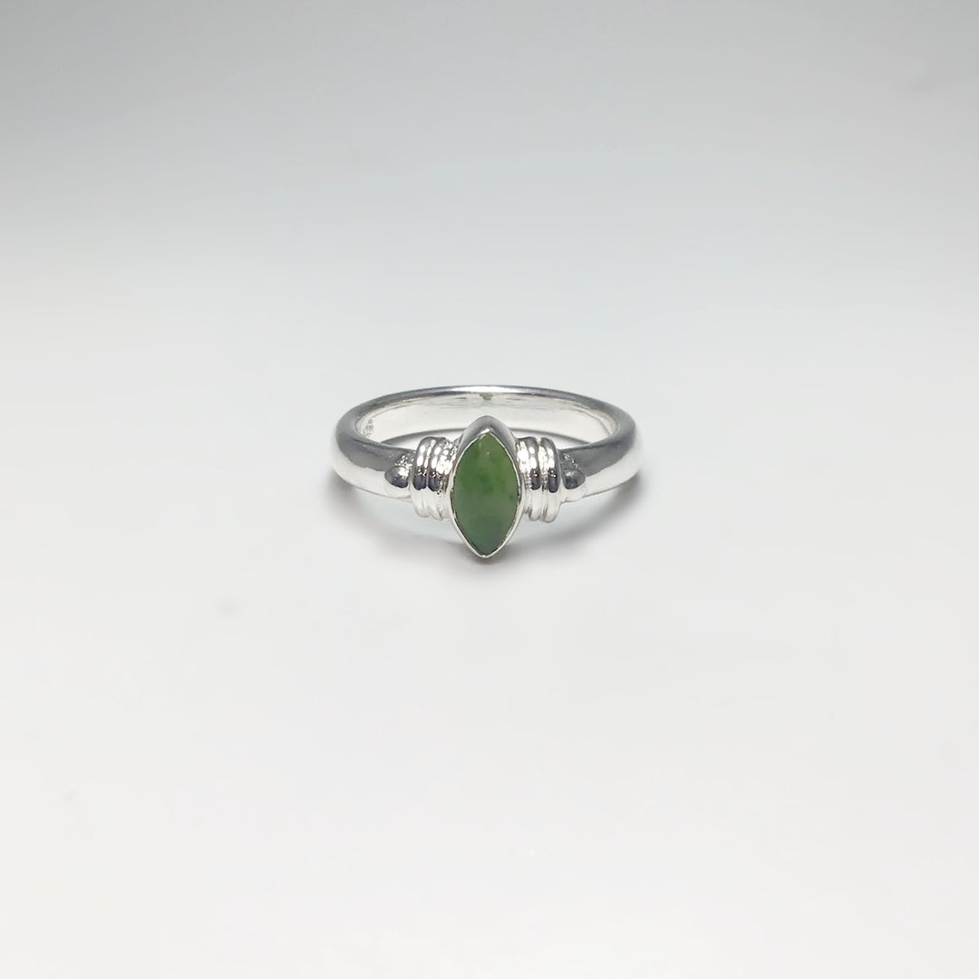 Canadian Jade Ring - Rocks and Gems Canada