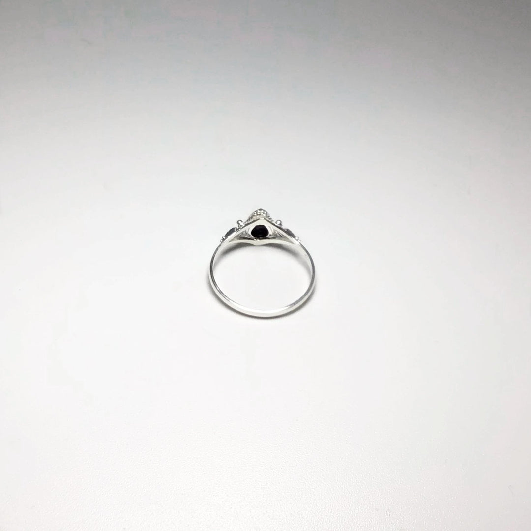 Black Onyx Ring - Rocks and Gems Canada