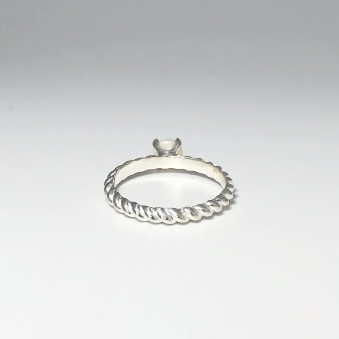Freshwater Pearl Ring - Rocks and Gems Canada