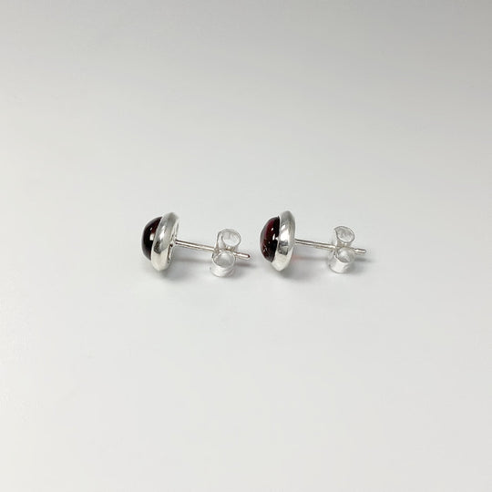 Garnet Stud Earrings - Rocks and Gems Canada