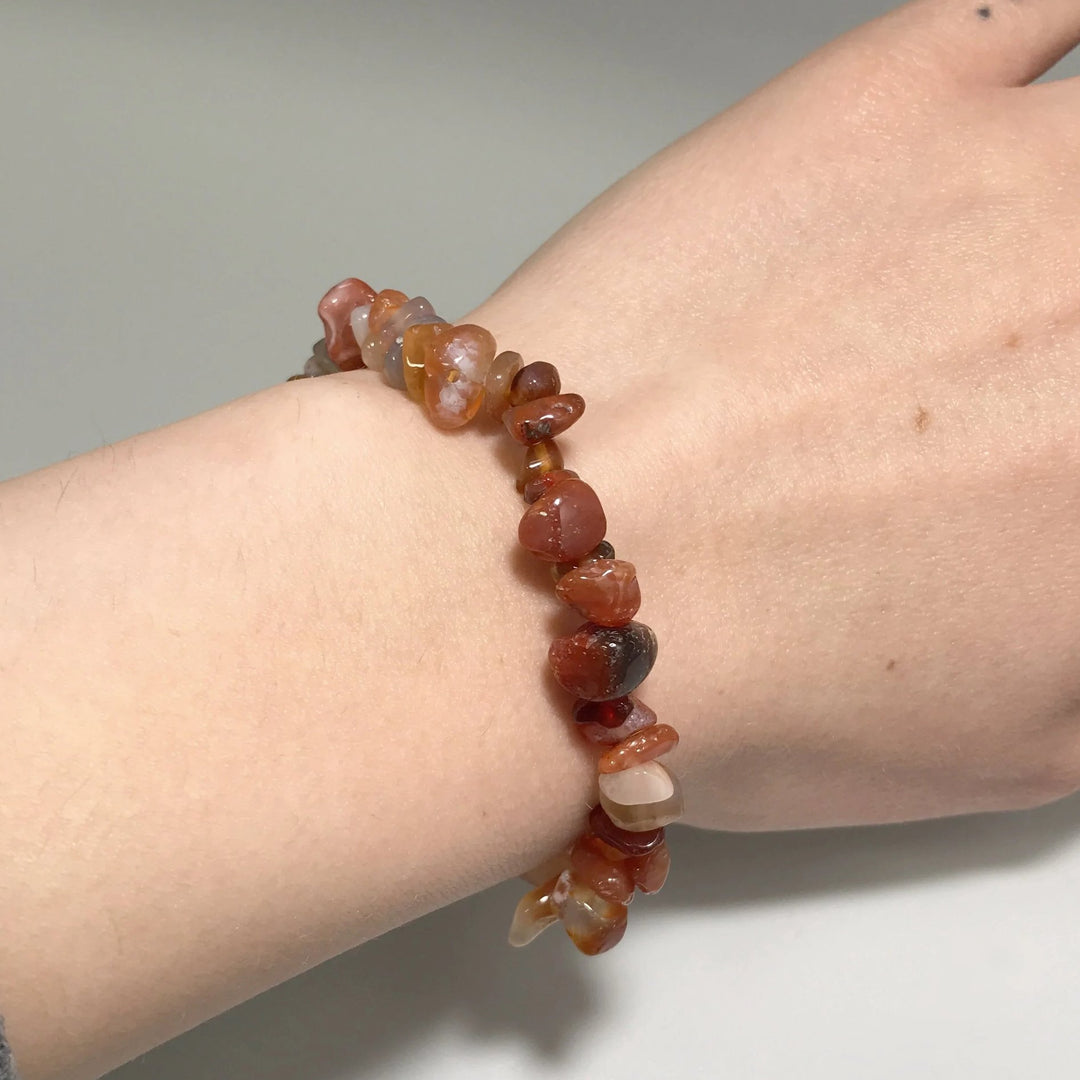 Mixed Carnelian Agate Chip Beaded Bracelet - Rocks and Gems Canada
