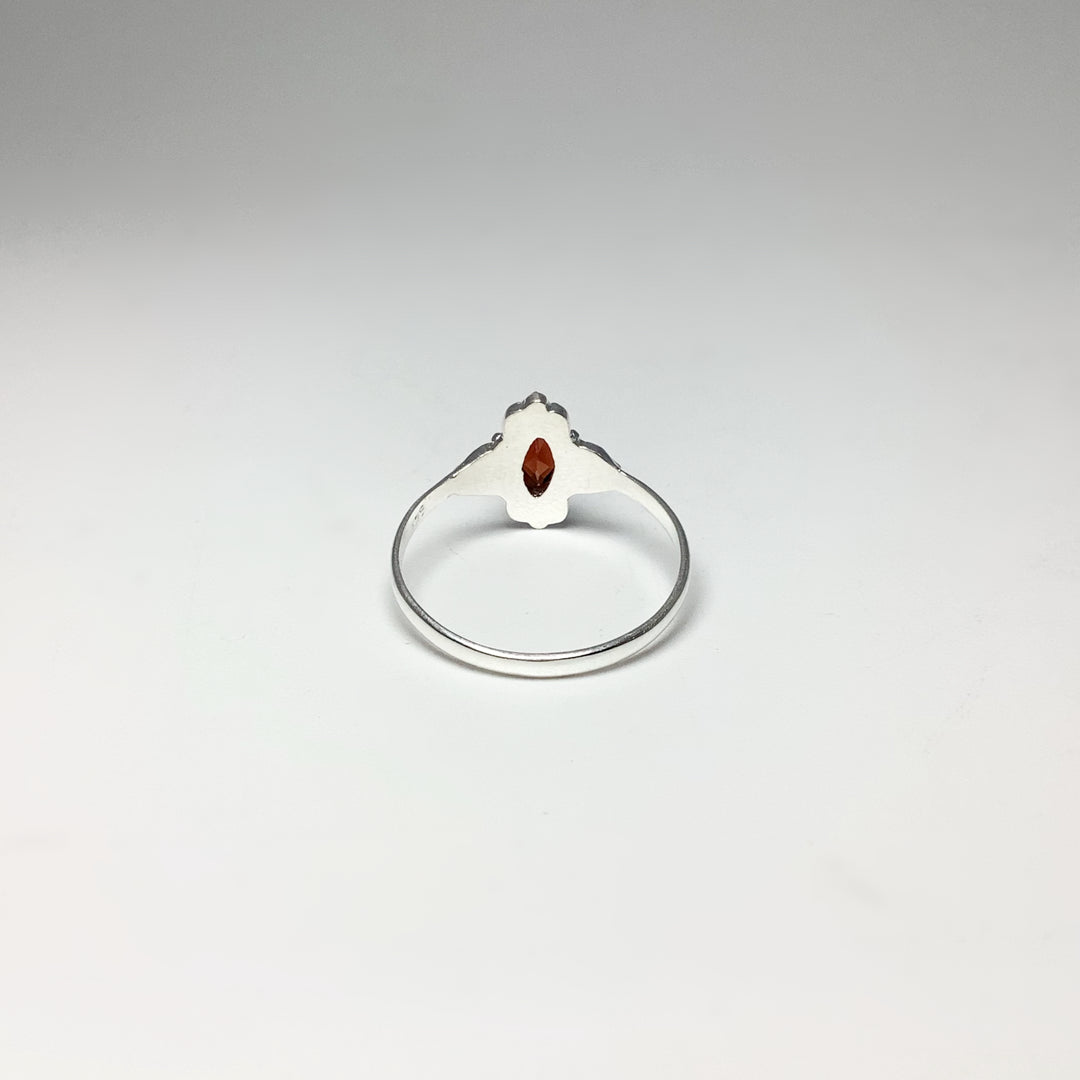 Garnet Ring - Rocks and Gems Canada