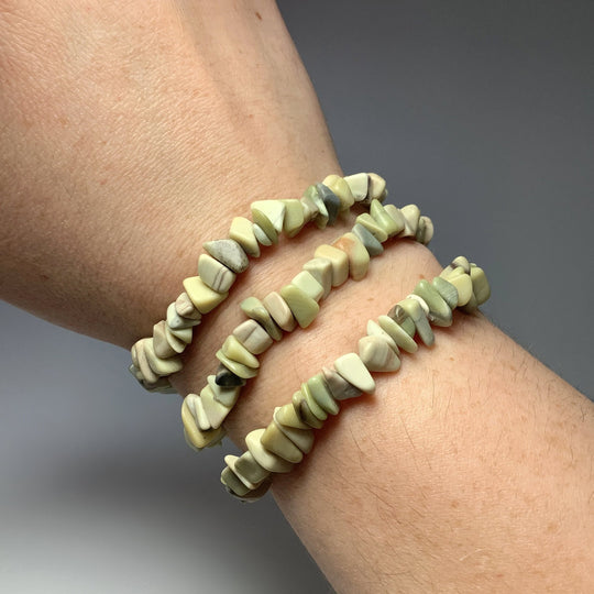 Butter Jade Chip Beaded Bracelet - Rocks and Gems Canada