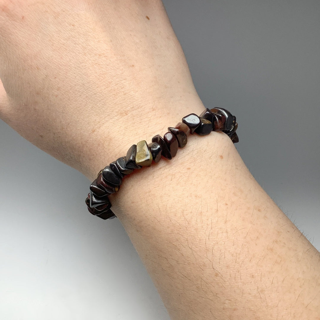 Mixed Tiger Iron Chip Beaded Bracelet - Rocks and Gems Canada
