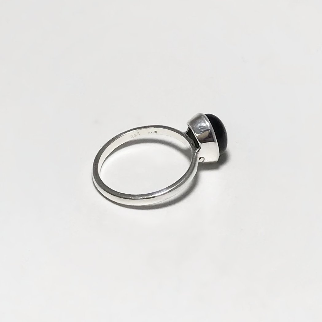 Black Onyx Ring - Rocks and Gems Canada