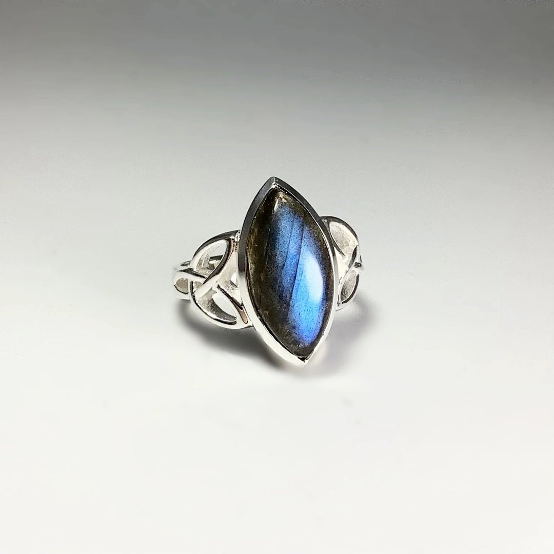 Labradorite Ring - Rocks and Gems Canada