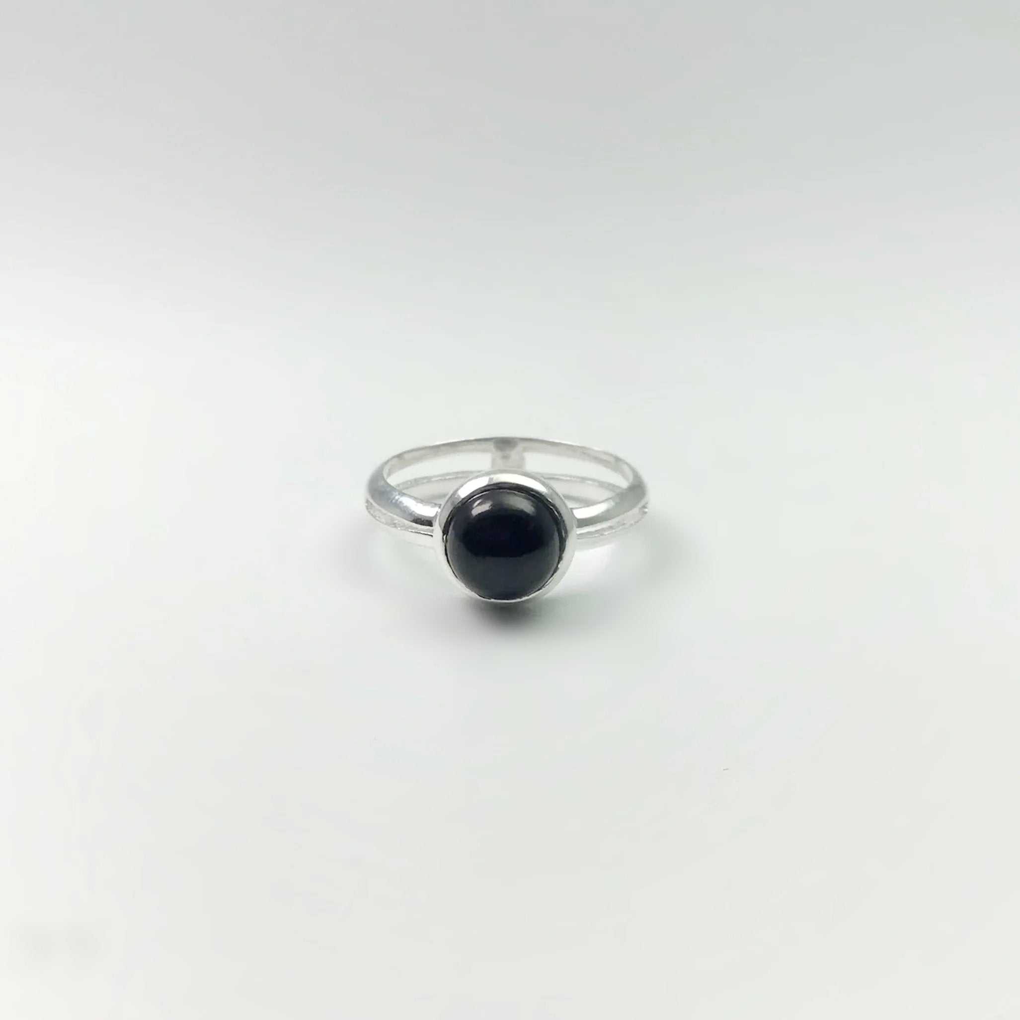 Black Onyx Ring - Rocks and Gems Canada