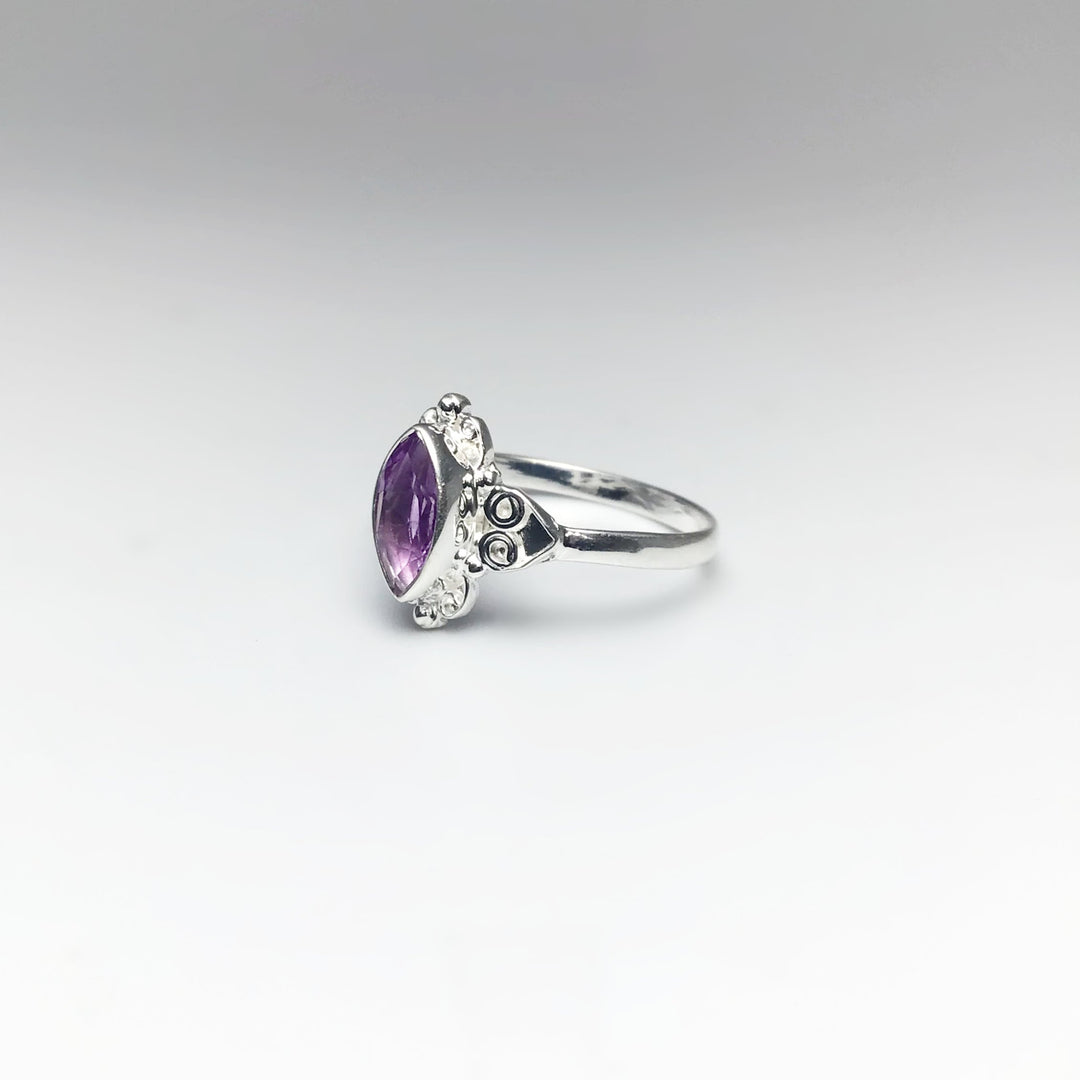 Amethyst Ring - Rocks and Gems Canada