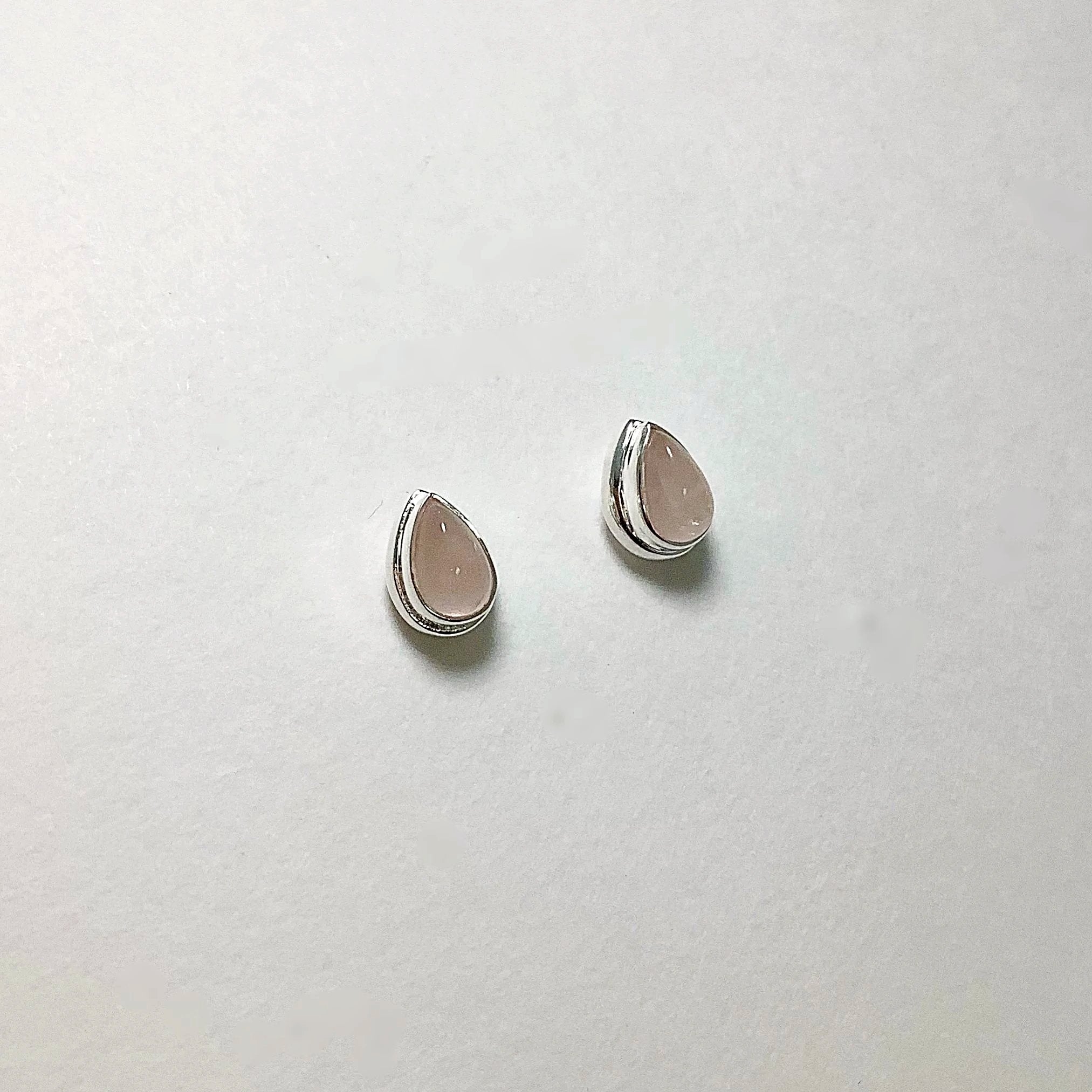 Rose Quartz Stud Earrings - Rocks and Gems Canada