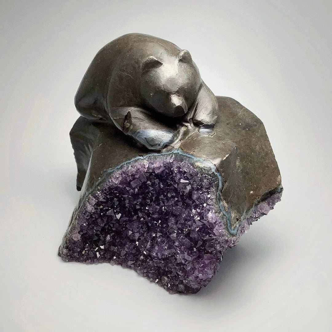 Amethyst Bear Carving - Rocks and Gems Canada