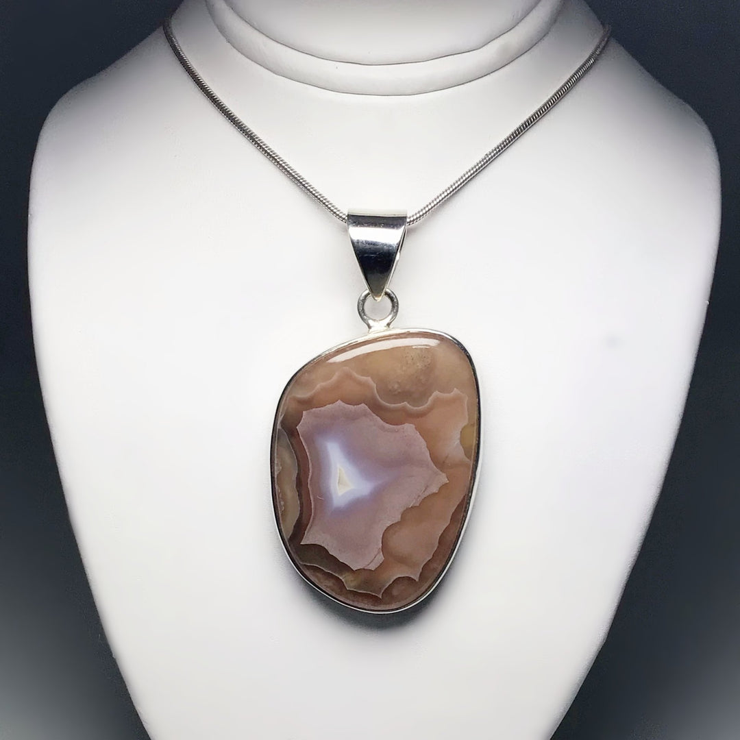 Laguna Agate Pendant - Rocks and Gems Canada