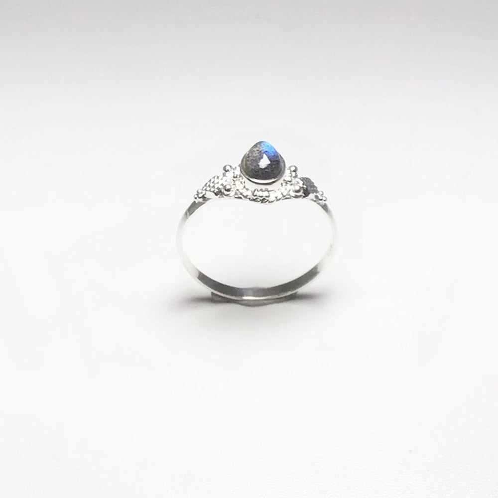 Labradorite Ring - Rocks and Gems Canada
