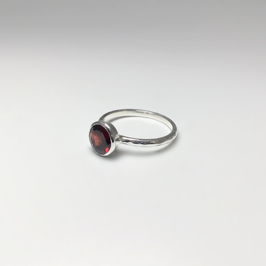 Garnet Ring - Rocks and Gems Canada