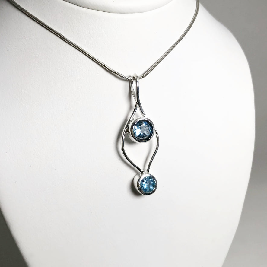 Blue Topaz Pendant - Rocks and Gems Canada