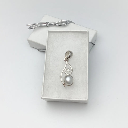 Pearl Pendant - Rocks and Gems Canada