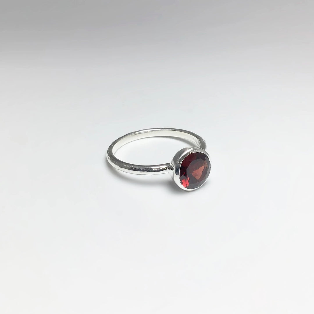 Garnet Ring - Rocks and Gems Canada