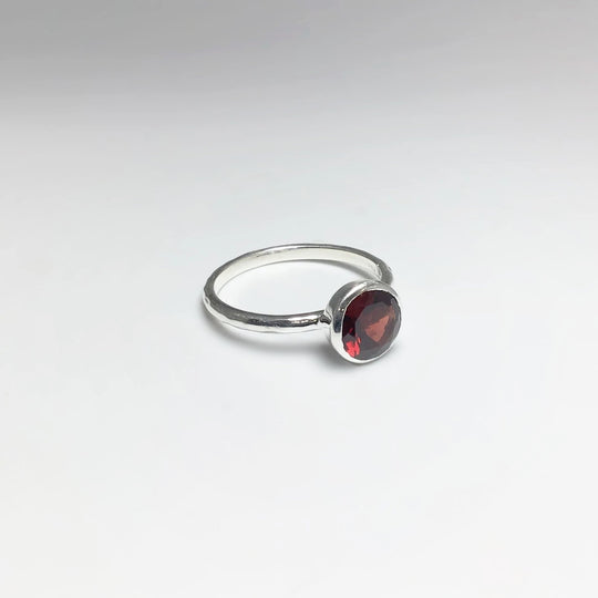 Garnet Ring - Rocks and Gems Canada