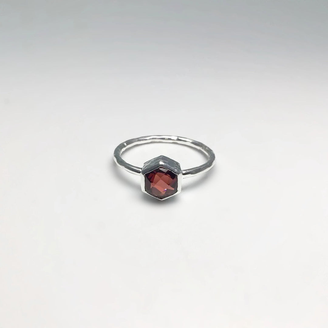 Garnet Ring - Rocks and Gems Canada