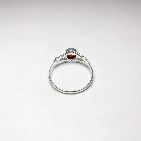 Garnet Ring - Rocks and Gems Canada