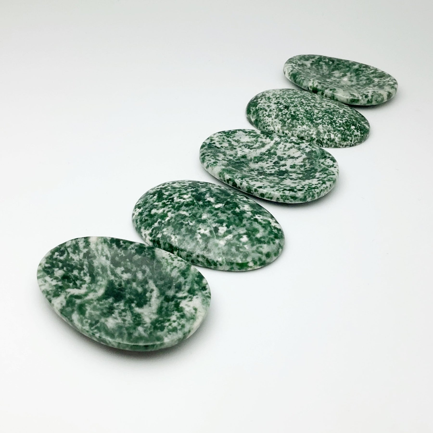 Jade stone color deals