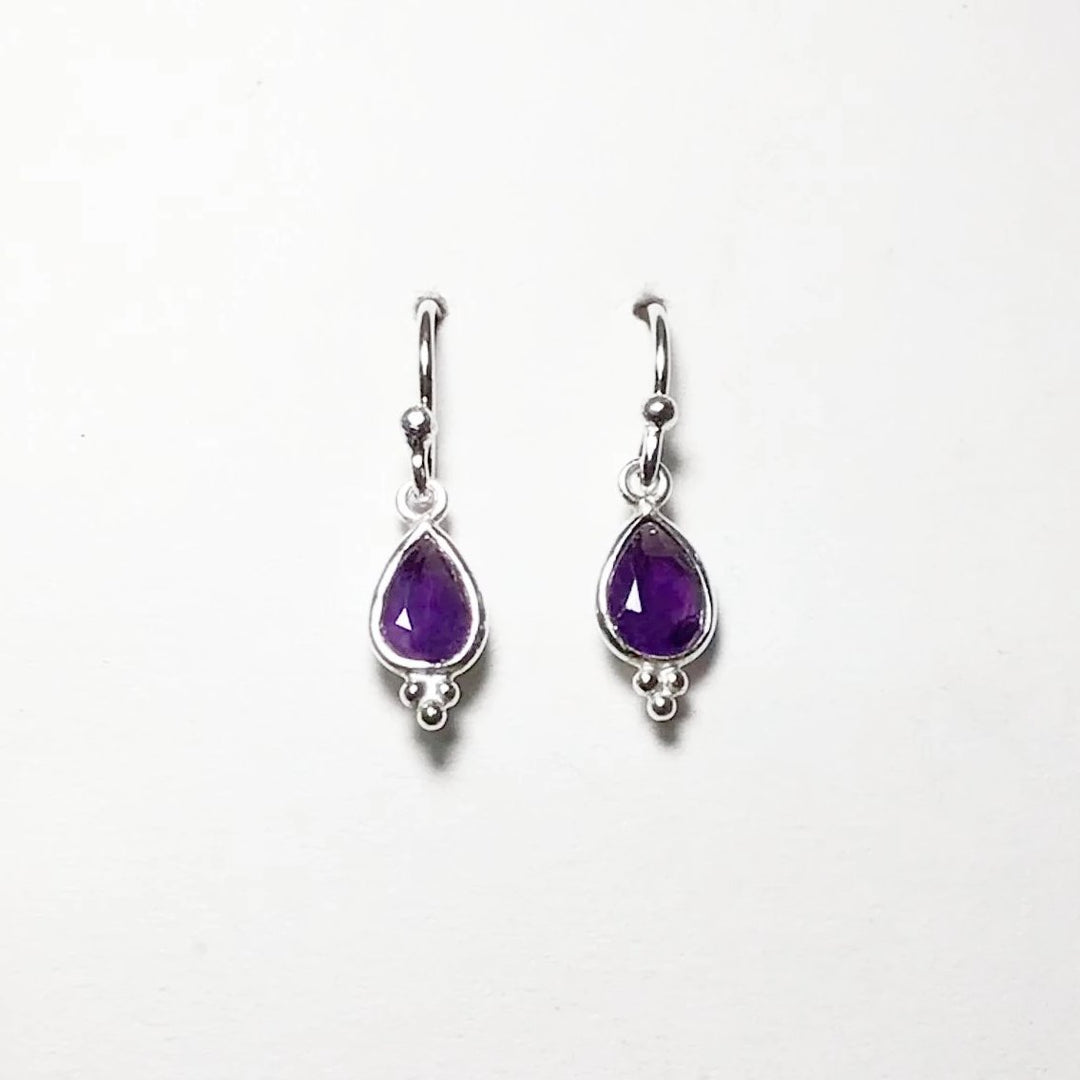 Amethyst Faceted Dangle Earrings - Rocks and Gems Canada