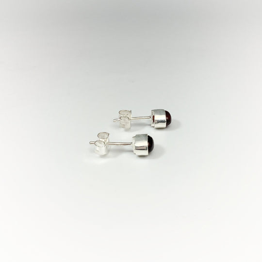 Garnet Stud Earrings - Rocks and Gems Canada
