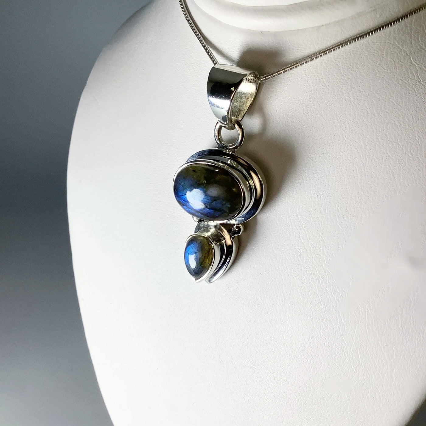 Labradorite Pendant