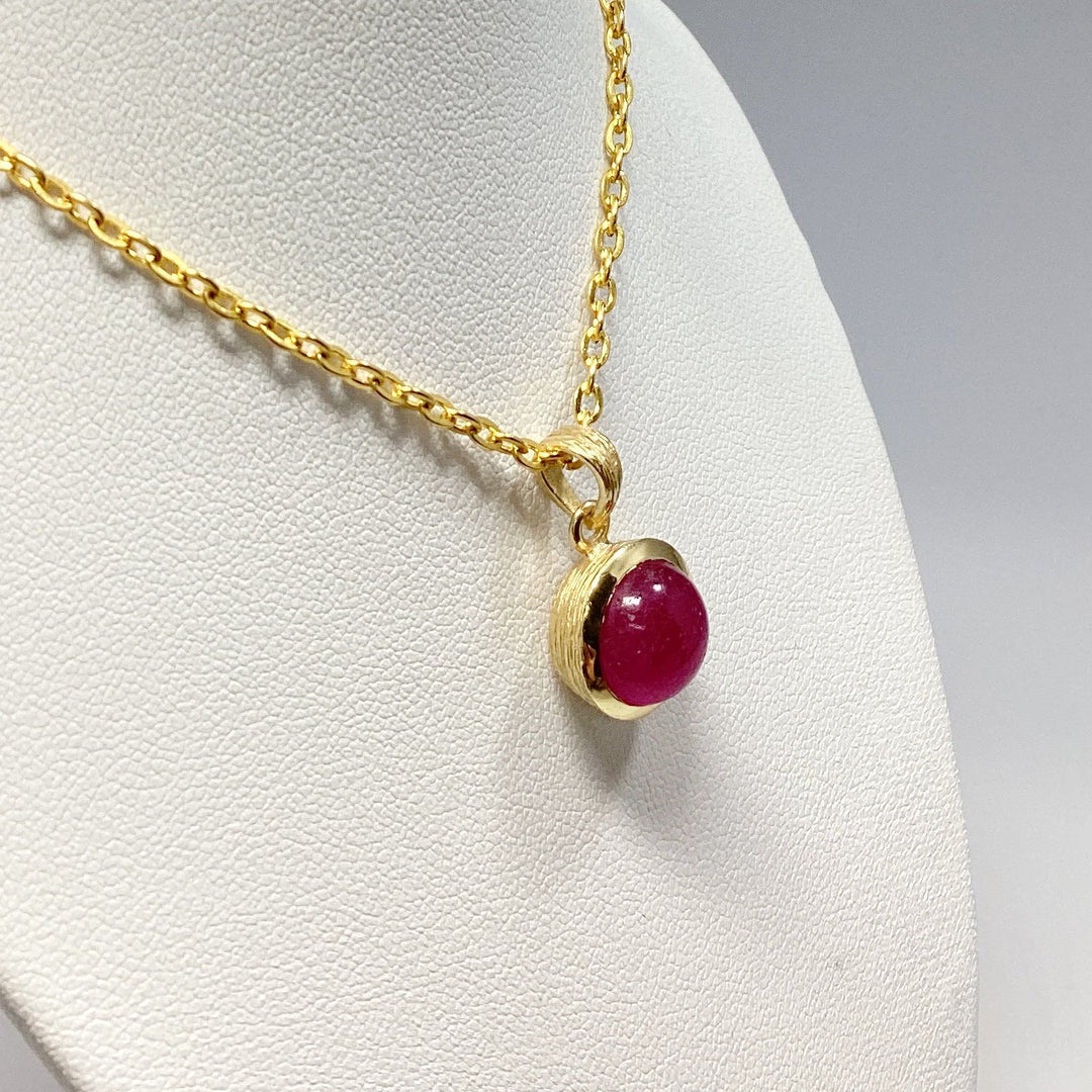 Pink Jade Gold Finish Pendant - Rocks and Gems Canada