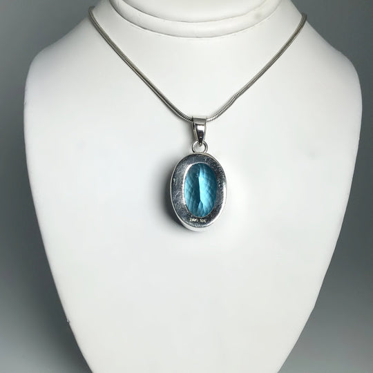 London Blue Topaz Pendant - Rocks and Gems Canada