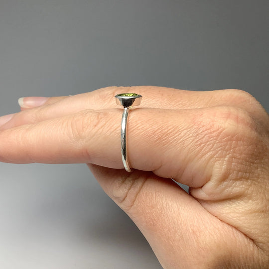 Peridot Ring - Rocks and Gems Canada