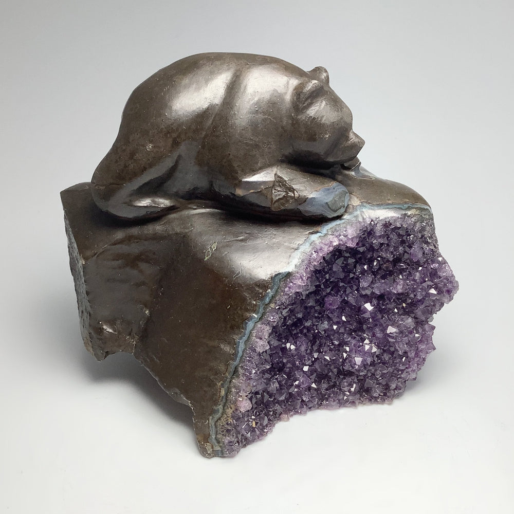 Amethyst Bear Carving - Rocks and Gems Canada