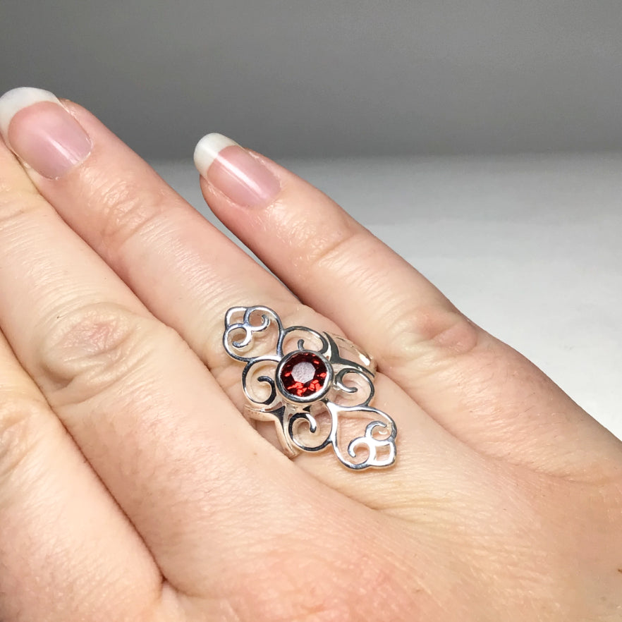 Garnet Ring - Rocks and Gems Canada