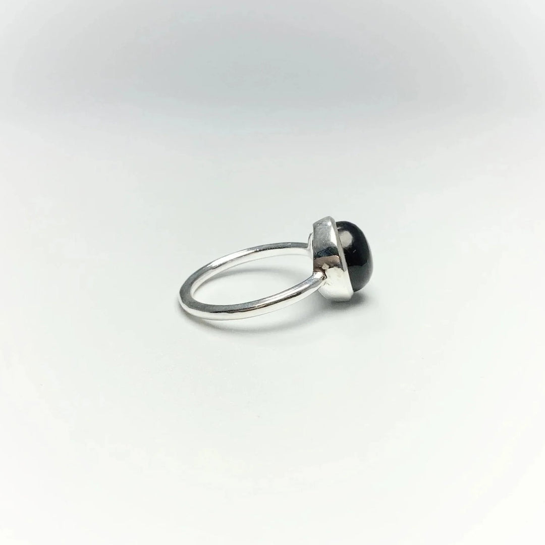 Black Onyx Ring - Rocks and Gems Canada