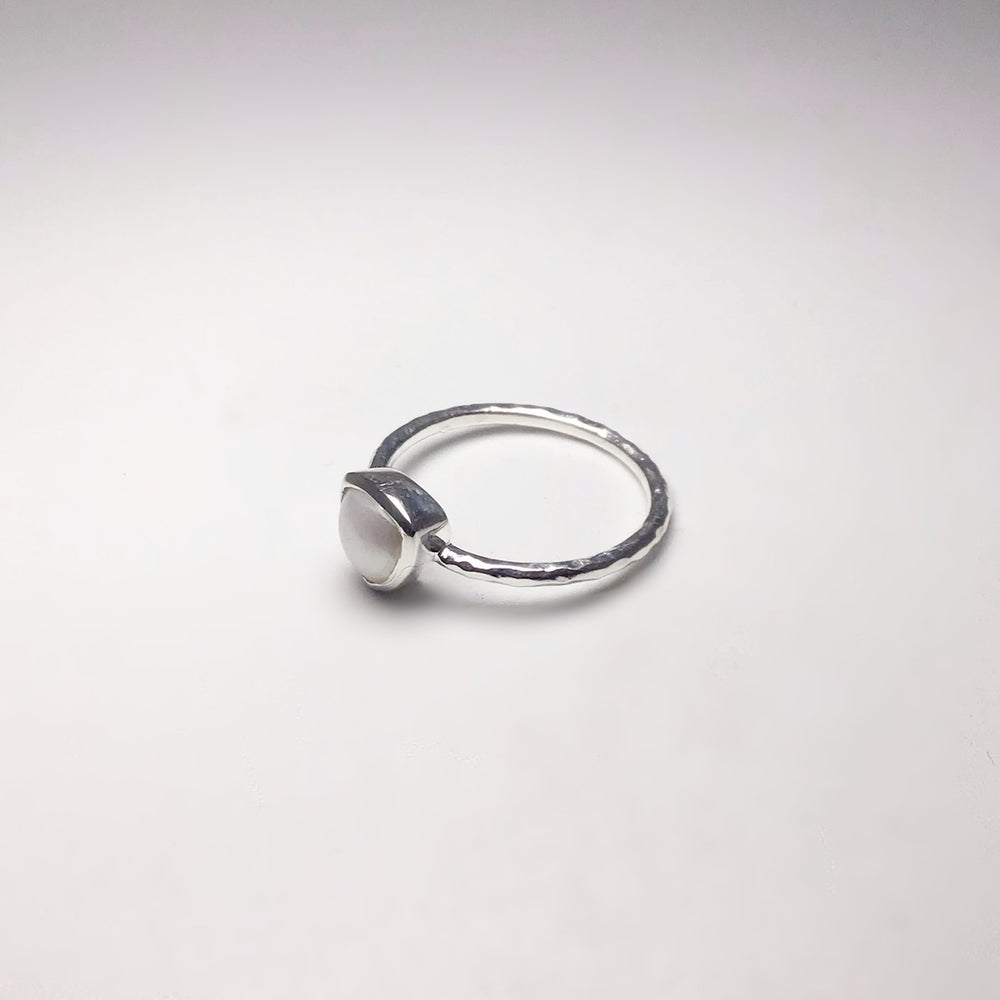 Freshwater Pearl Ring - Rocks and Gems Canada