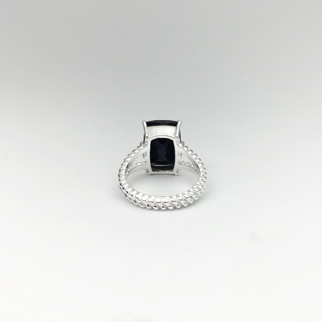 Black Onyx Ring - Rocks and Gems Canada