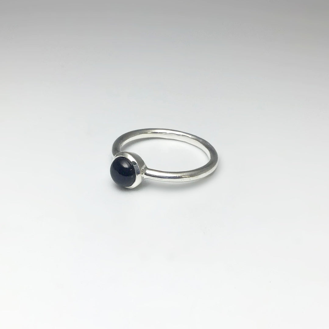Black Onyx Ring - Rocks and Gems Canada