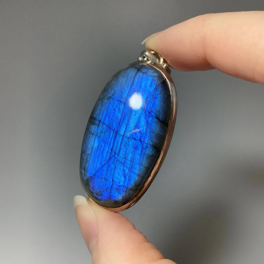Labradorite Pendant - Rocks and Gems Canada