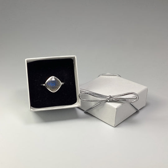 Labradorite Ring - Rocks and Gems Canada