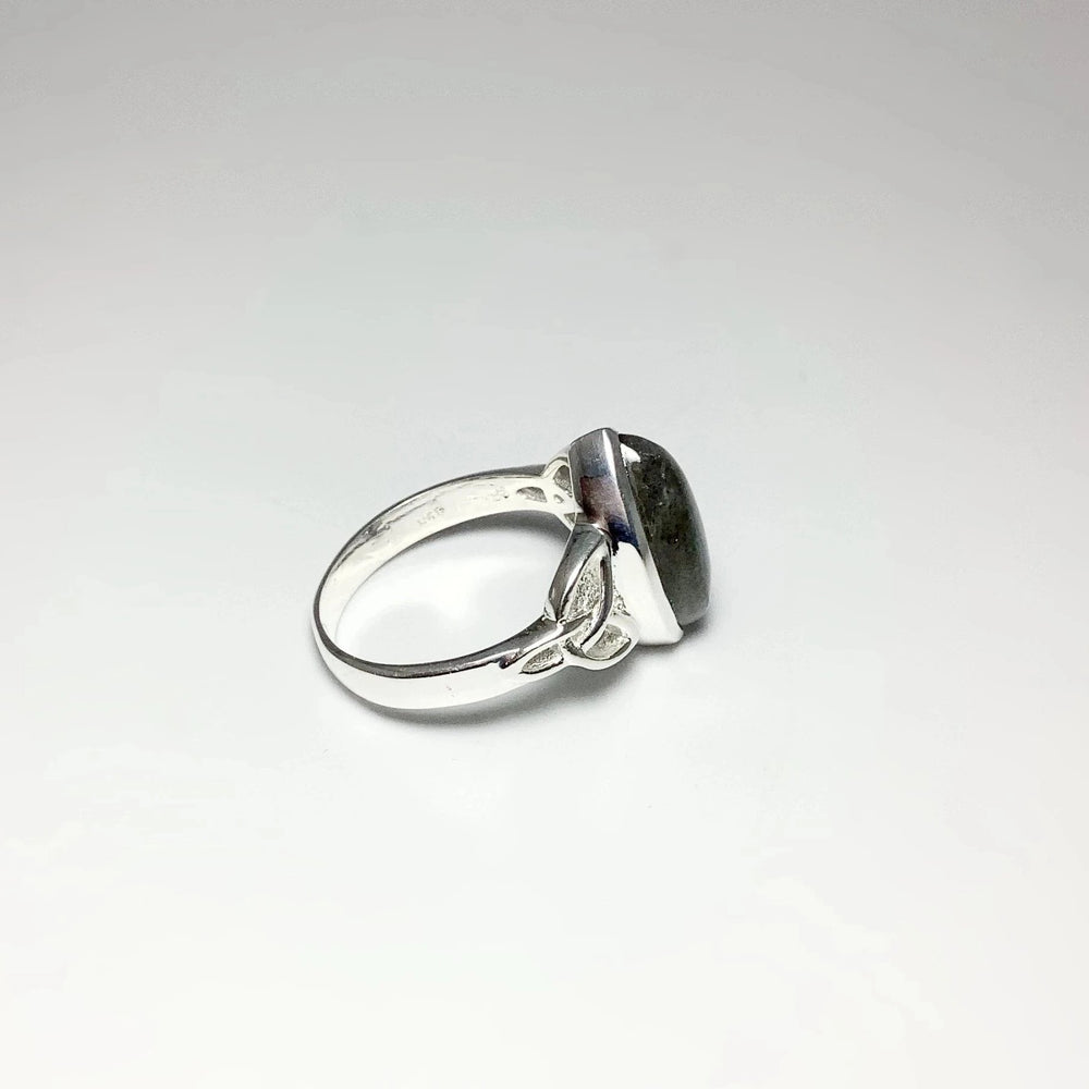 Labradorite Ring - Rocks and Gems Canada