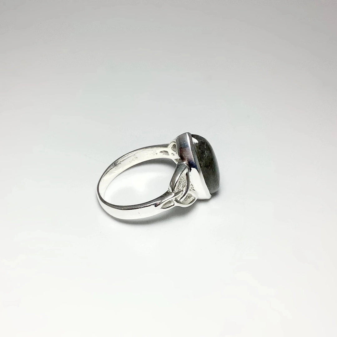 Labradorite Ring - Rocks and Gems Canada