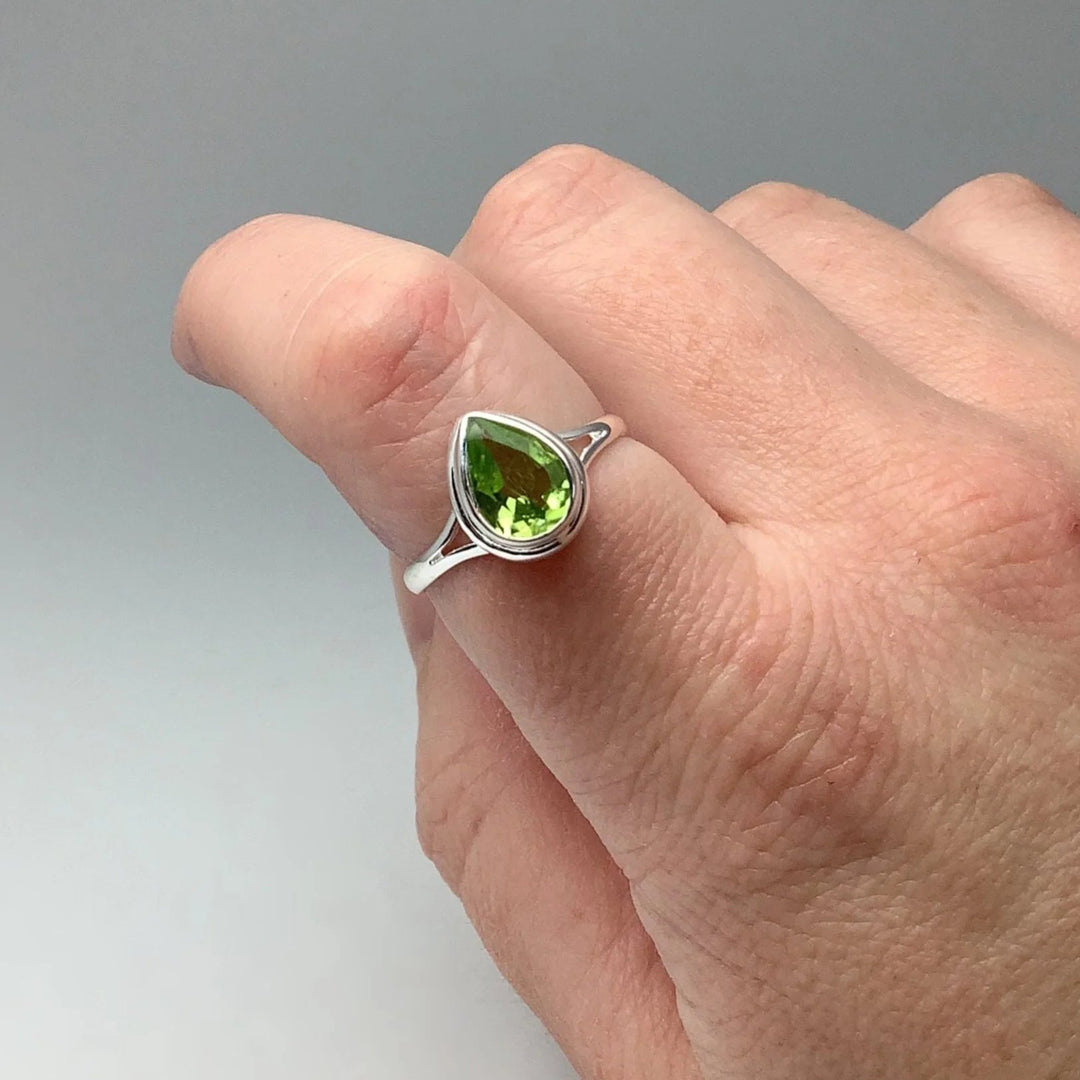 Peridot Ring - Rocks and Gems Canada
