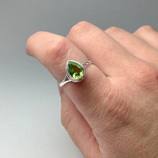 Peridot Ring - Rocks and Gems Canada