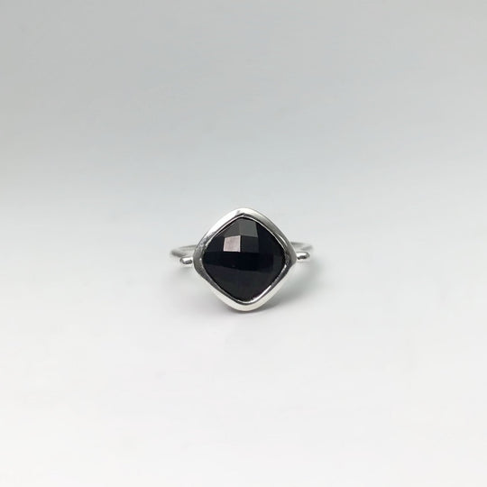 Black Onyx Ring - Rocks and Gems Canada