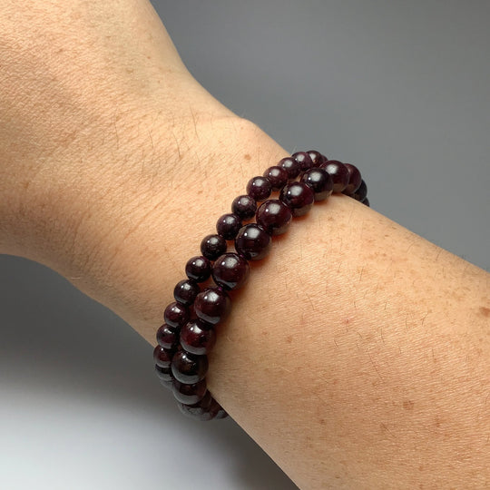 Garnet Beaded Bracelet - Rocks and Gems Canada