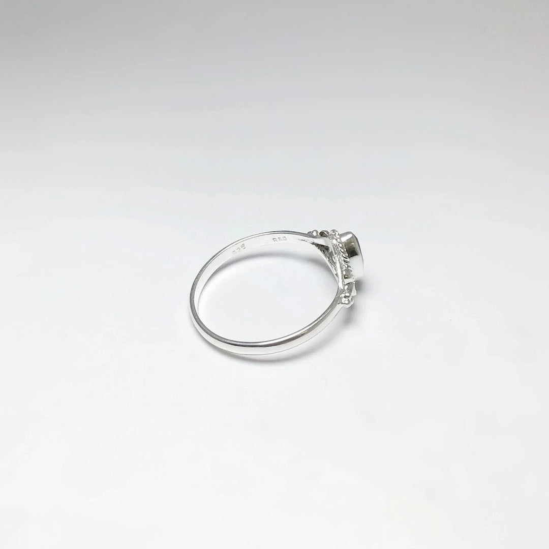 Garnet Ring - Rocks and Gems Canada